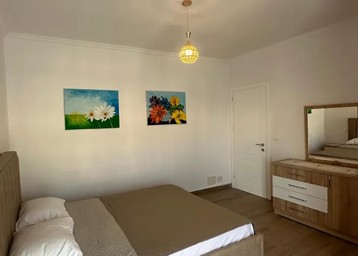 Lorik Апартаменты *